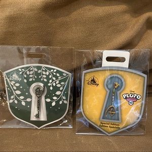 DISNEY KEY PIN BUNDLE PLUTO & LE OPENING CEREMONY